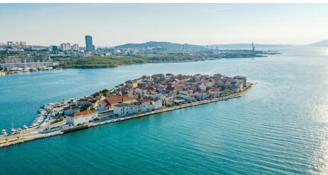 Apartman Benzon Vranjic - 4 Zvjezdice Bagian luar foto