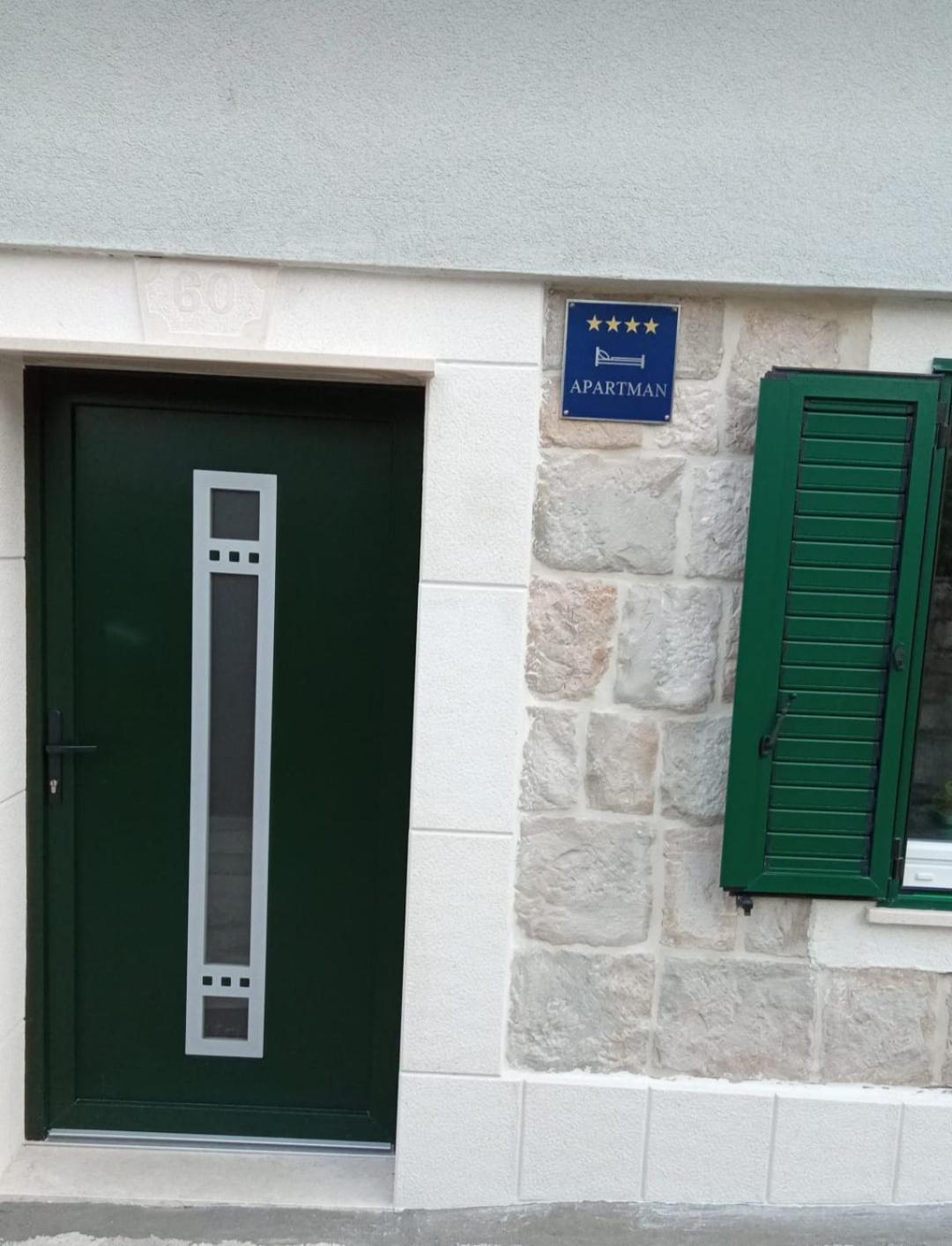 Apartman Benzon Vranjic - 4 Zvjezdice Bagian luar foto